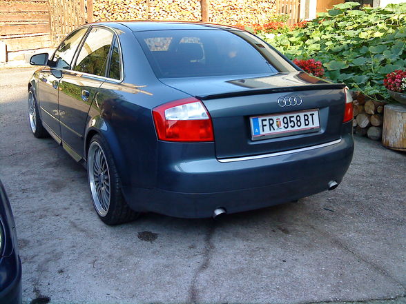 es war einmal ein guter alter audi a4 :( - 