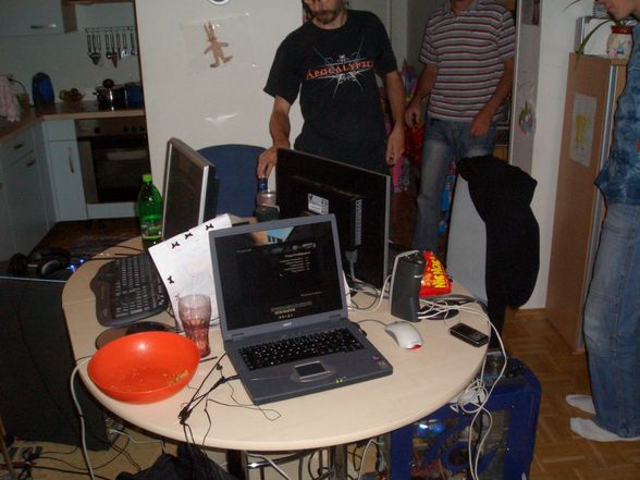 Fotos von da Lan Party bei meinem Cousin - 