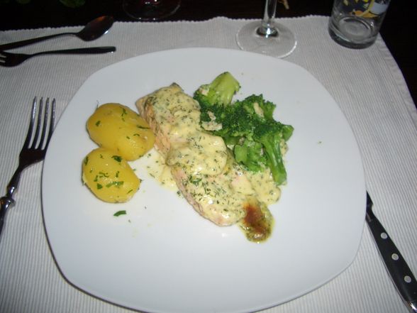 gutes essen......................... - 