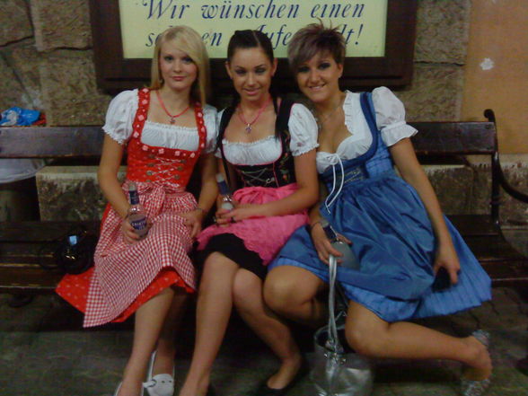 Lederhosentreffen... =) - 