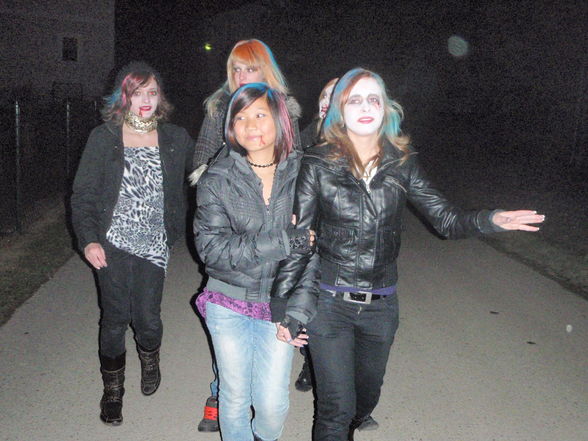 Halloweenparty!! xD - 