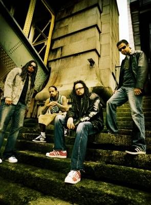 KoRn!!!!!!  Sau geile Fotos! - 