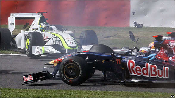 F1 CRASHES - 