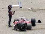 F1 CRASHES - 