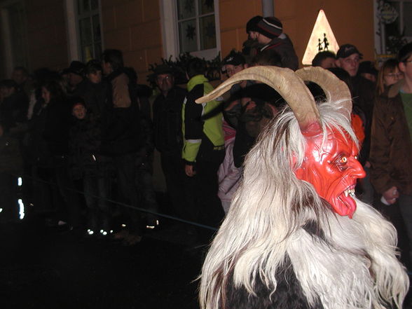 Perchtenlauf in Neustadtl a.d. Donau - 