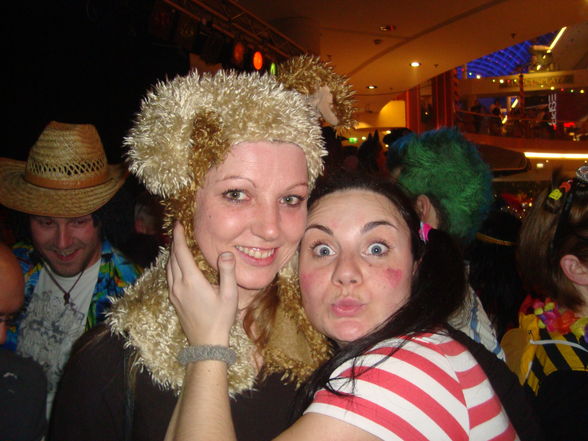 PARTY 2010 - 