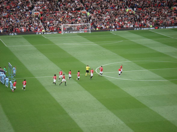 Theatre of Dreams (10th May 2009) - 