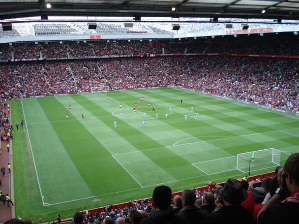 Theatre of Dreams (10th May 2009) - 