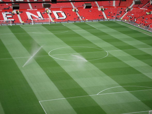 Theatre of Dreams (10th May 2009) - 