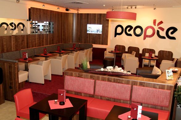 People Cafe-Bar-Lounge - 