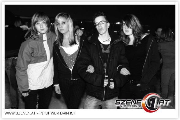 friends und i beim eislaufen - 