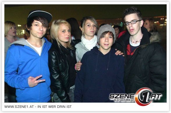 friends und i beim eislaufen - 