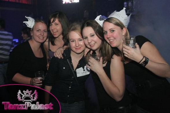 Friends & Partyyy :D - 