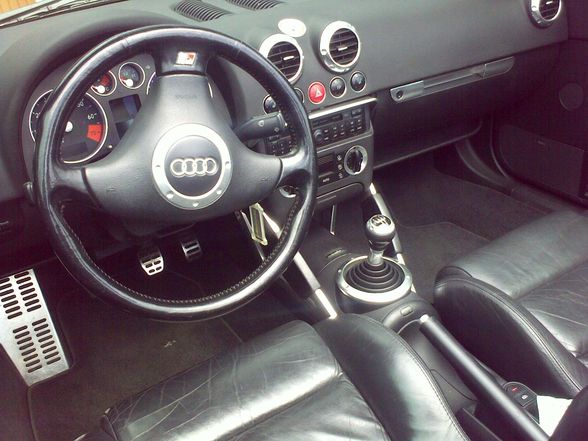 audi tt - 