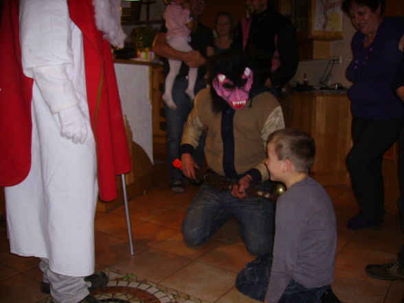 Krampus und Nikolaus Aktion - 