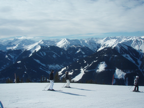 Saalbach Hinterglemm 24.2-25.2.2012 - 