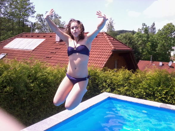 .pooLparty miid meiiner sveestahh.(: - 