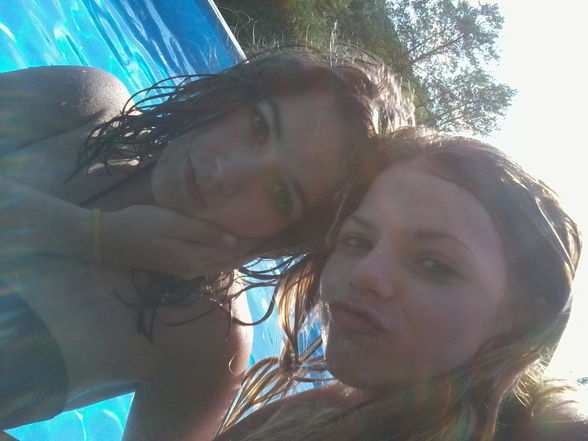 .pooLparty miid meiiner sveestahh.(: - 