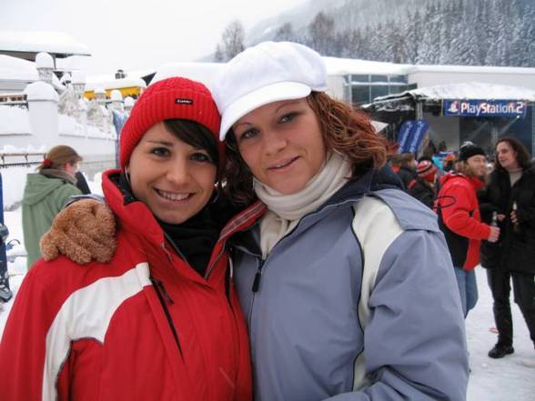 Rave On Snow 2005 - 