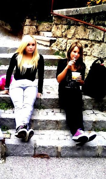 NocH Zuu HaBeeN xD ELii unD TiiNa - 