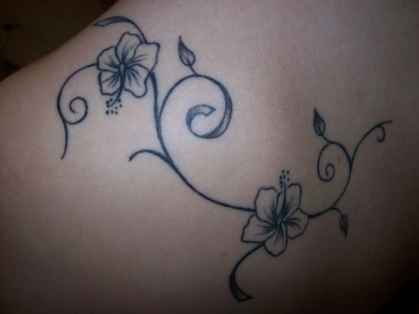 tattoo piercing - 