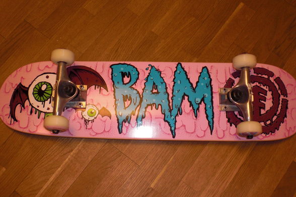 my new skateboad  - 