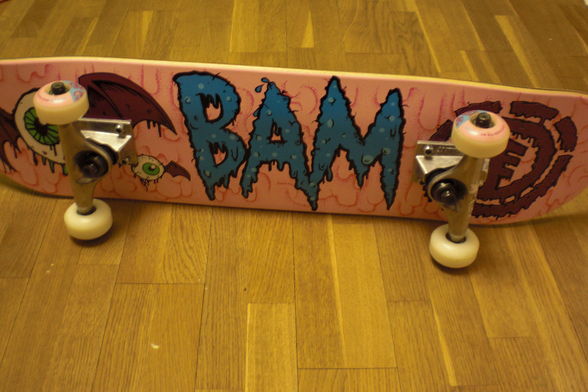 my new skateboad  - 