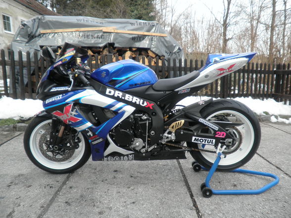 Endlich fertig Suzuki GSX-R 750 - 