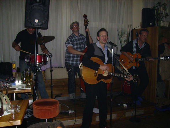 Chris Aron & Band  - 