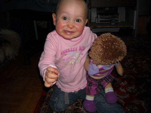 Emely mit 1 Jahr - 