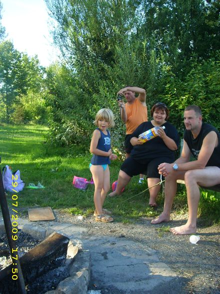 grillen am Stausee - 