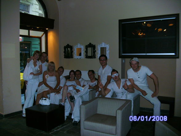 Sensation white Prag 2009 - 