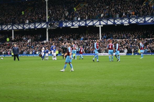 --_GudisOn ParK_EvertOn_vs_Aston Villa-- - 