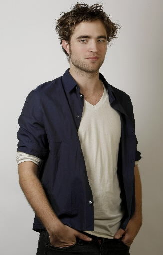 Robert Pattinson - 