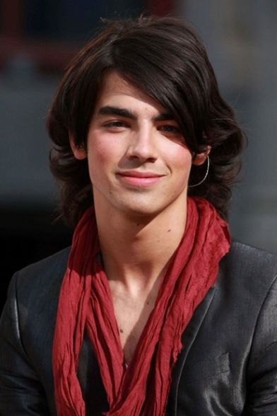 Joe Jonas - 