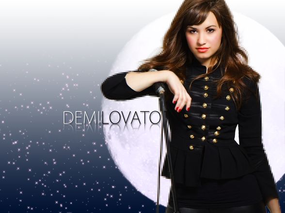 Demi Lovato - 