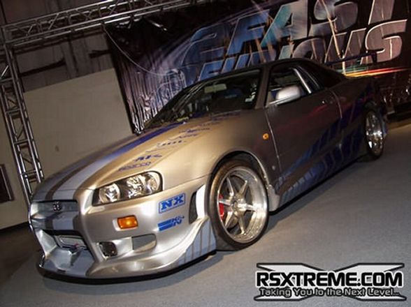 nissan skyline!!!! - 