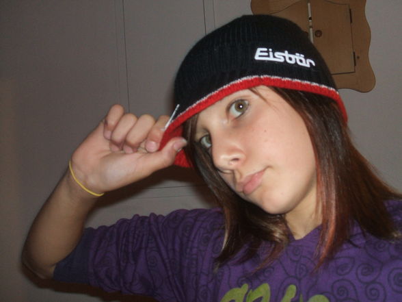 fuqqinq oLd Melly ? ? ? ? - 