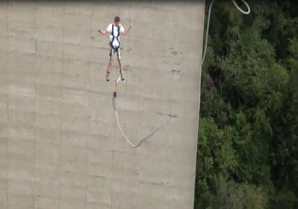 Bungy Jumping - Europabrücke - 