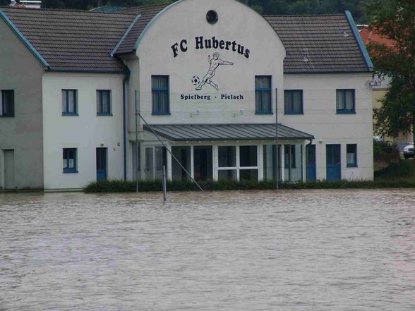 HOCHWASSER 09 - 