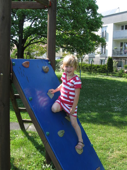 Urfahranermarkt 2009   Spielplatz - 