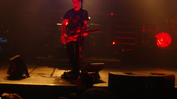 Pendulum Live - 