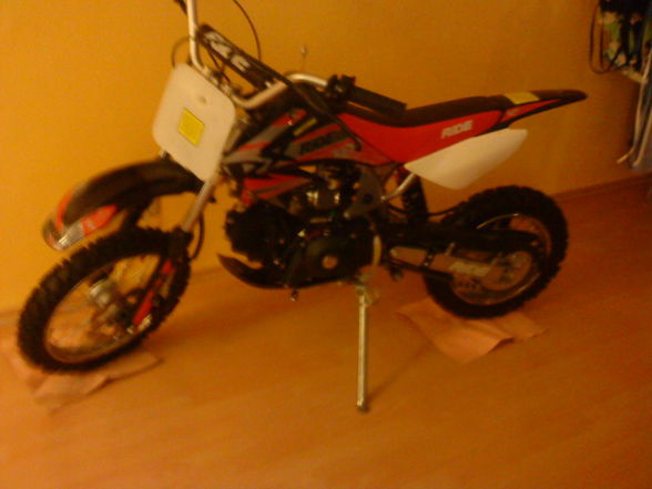 MEIN DIRT BIKE 125 ccm - 