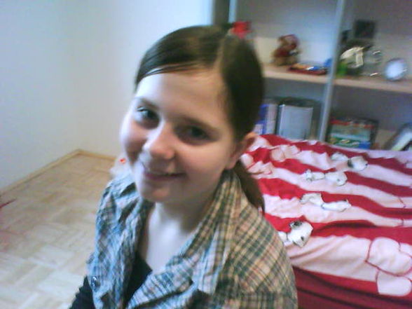   Thats ME!!!!!!!!!!!!!  :D - 