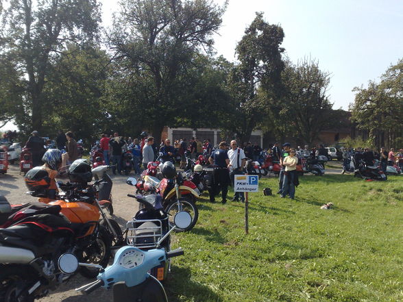 Vespa Worldrekord Haag 2009 - 