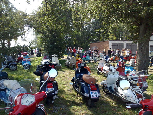 Vespa Worldrekord Haag 2009 - 