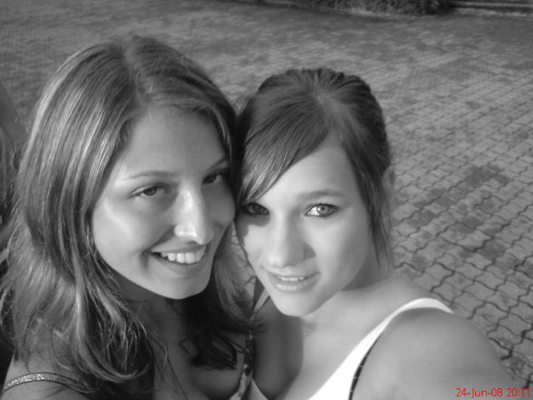 mEe and meii besT friends. - 