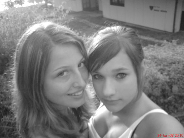 mEe and meii besT friends. - 