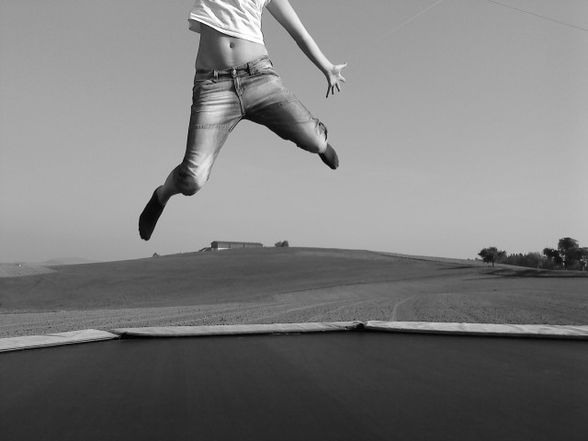 ..roNja & ii beIm traMpolin hÜpfeN..xDD - 