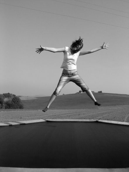 ..roNja & ii beIm traMpolin hÜpfeN..xDD - 